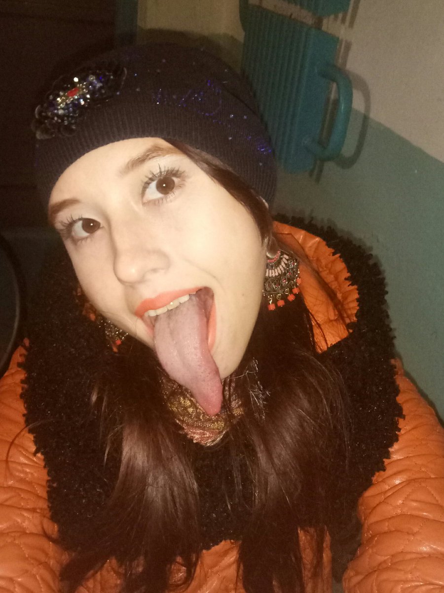 Don't forget about my videos https://iwantclips.com/store/667027/Naugh...