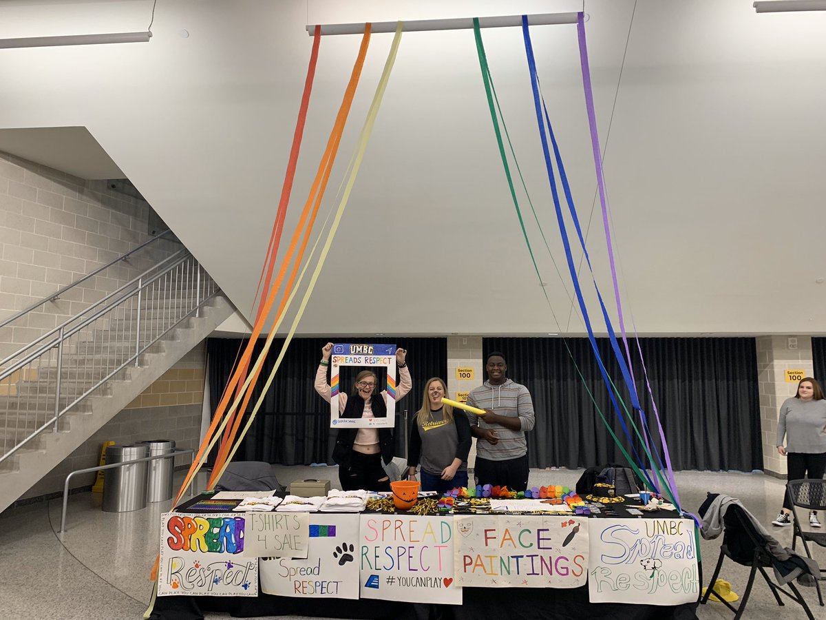 Thank you to everyone who came out and supported our women’s volleyball team last night! We had so much fun with our spread respect event last night! 🤩🏐🐶#dawgssupportdawgs #spreadrespect #umbcretrievers #americaeast