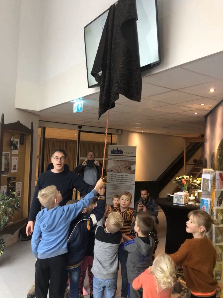 Vandaag is de eerste Energiecoöperatie binnen de gemeente Kampen van start gegaan. In Zalk werd door de jeugd het startsein gegeven met de zonnestroominstallatie van 250 zonnepanelen op het MFC. Een voorbeeld voor de rest van Kampen?