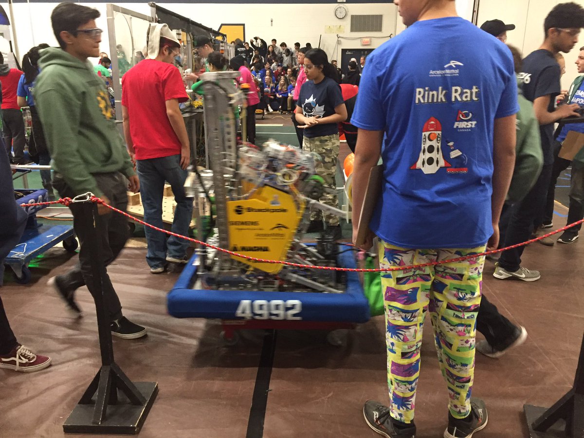 jwdevonshire's tweet image. Cheering on @Team4992 from @KielburgerSS at the #STEMley Cup!