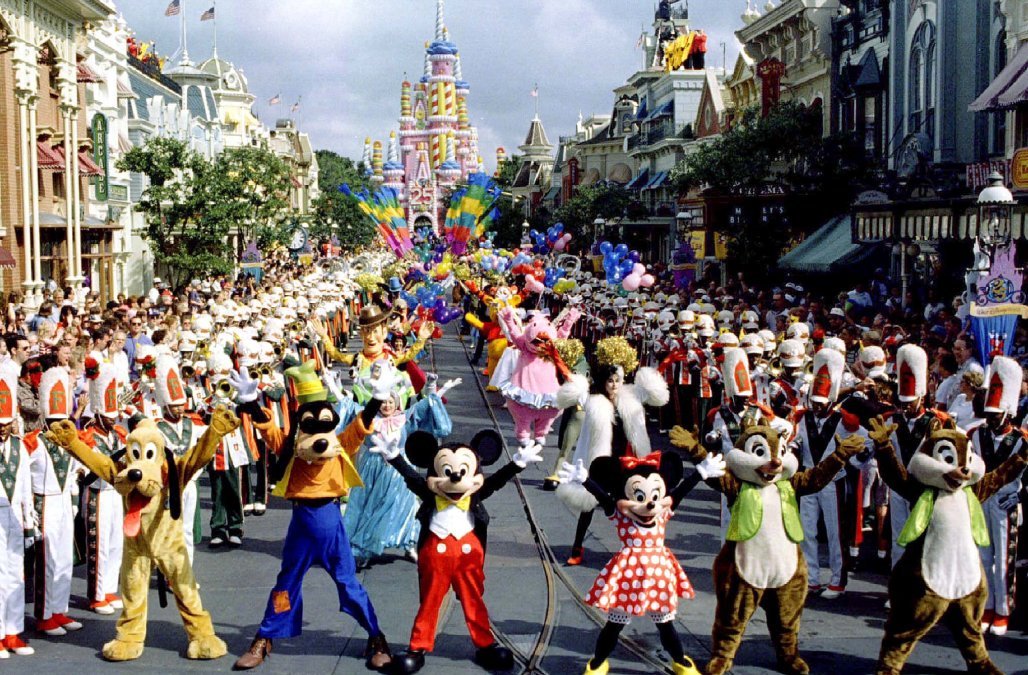 28. There are so many  #Disney employees exposed for pedosadist child abuse, that it would be useful if anyone who has the time to research a few minutes adds them to this tweet in crowdsourced research and I will collate them later  #PedophilesInDisney  #PedoDisney  #DisneyWorld  