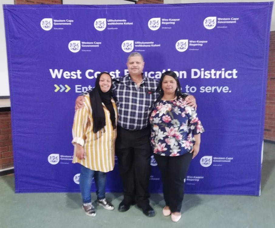mjstanle's tweet photo. Teachers attending eColloquium in the West Coast district-tech infusion to enhance quality of teaching @Gizelle_Simpson @WestCoast_Edu @HoratiowHart @GertzeAuriel @SamiegaA @MichelleDelpo13 https://t.co/AKKzLcXzEb