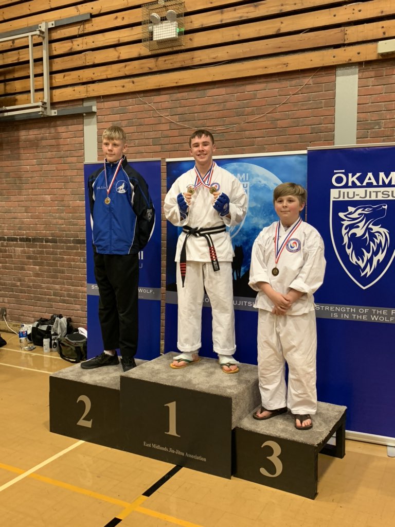 V15STS's tweet photo. @mbsjujitsu #EastMidlandsJujitsuAssociationTournament #gold #continuousfighting #gold #randomattacks @dcturner71 @TuptonHalls @TuptonSixthForm @MikeEdwards79 @geogdept https://t.co/lVEjfhHXXu
