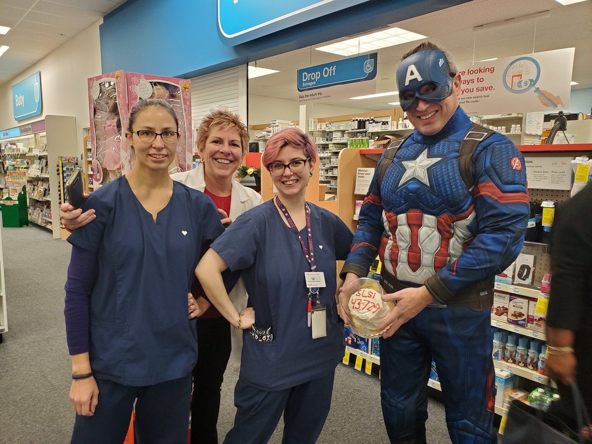 dmohlcvs's tweet photo. Spending Super Saturday with true heros (not that masked guy). Thank you 3242! #R15ing2great #path2care @mbastarache_CVS @swasikowskicvs https://t.co/3mbX1zdixo