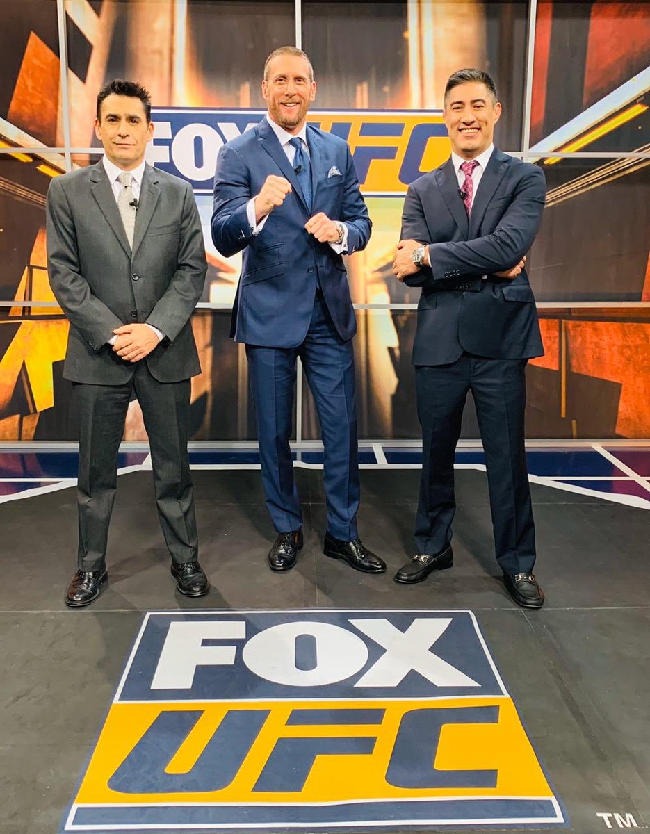 Arrancamos a las 11 #UFCxFOX #ProhibidoParpadear #UFCMoscow @SalasJiujitsu @mariodelgadorzm @ERIFERCA @FOXSportsMX
