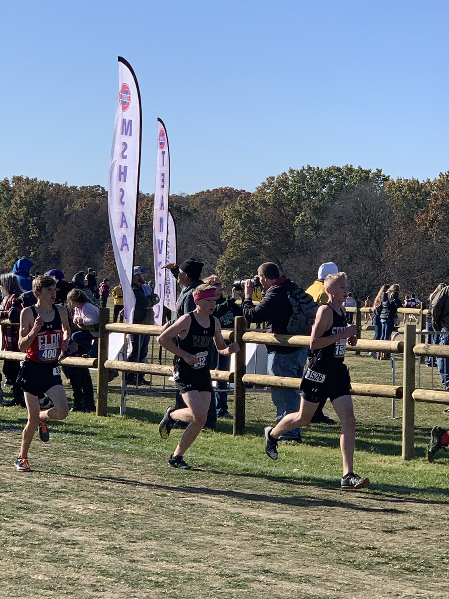 Go Aaron!! #hpsdtigers <a href="/WeRunHHS/">Hancock HS XC</a>