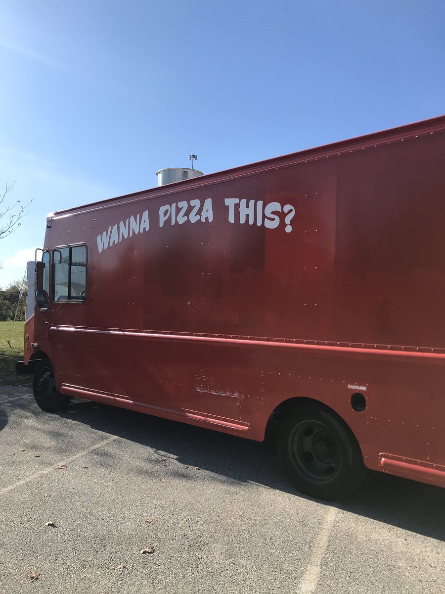 stephthmpsn's tweet image. This is #punderful ...😂

#WritingCommnunity #SaturdayVibes #pizza