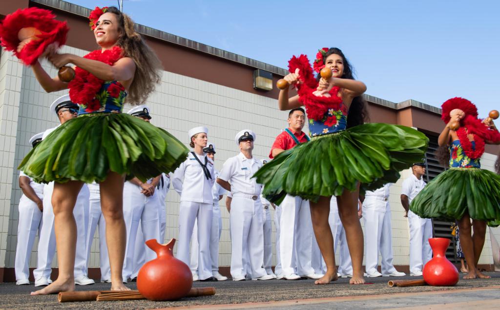 #USSWilliamPLawrence returned to #PearlHarbor after a successful deployment. Welcome home, shipmates!