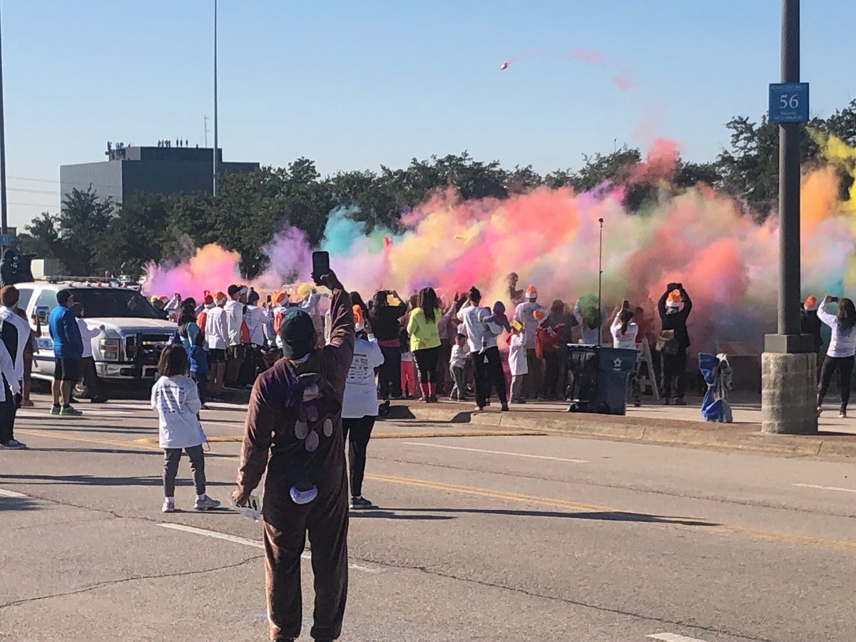 Awesome day at today’s Santa Run!  We nearly set a record with around 1,500 people participating. Let’s set the record next year. 2020 = 2000 participants!