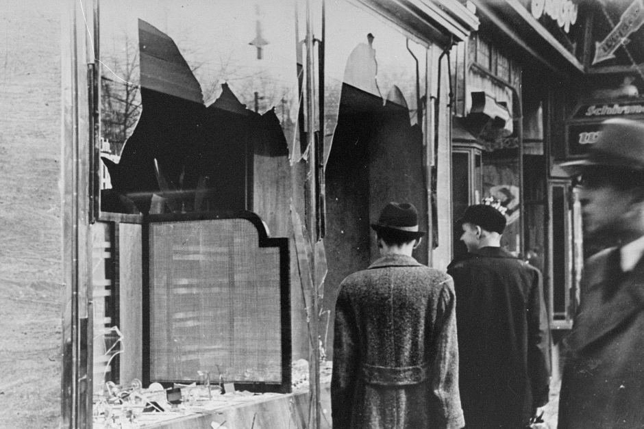 JPFO_2A's tweet photo. ANNIVERSARY OF KRISTALLNACHT Remembering what Nazi Germany didn't finish—that millions of people still want. Nov. 9 is the day Jewish genocide became official government policy, "anti-Semitism" writ so large today's use of term is silly. #JPFO #2A #RKBA #NeverAgain #Kristallnacht https://t.co/THhVvHMleK