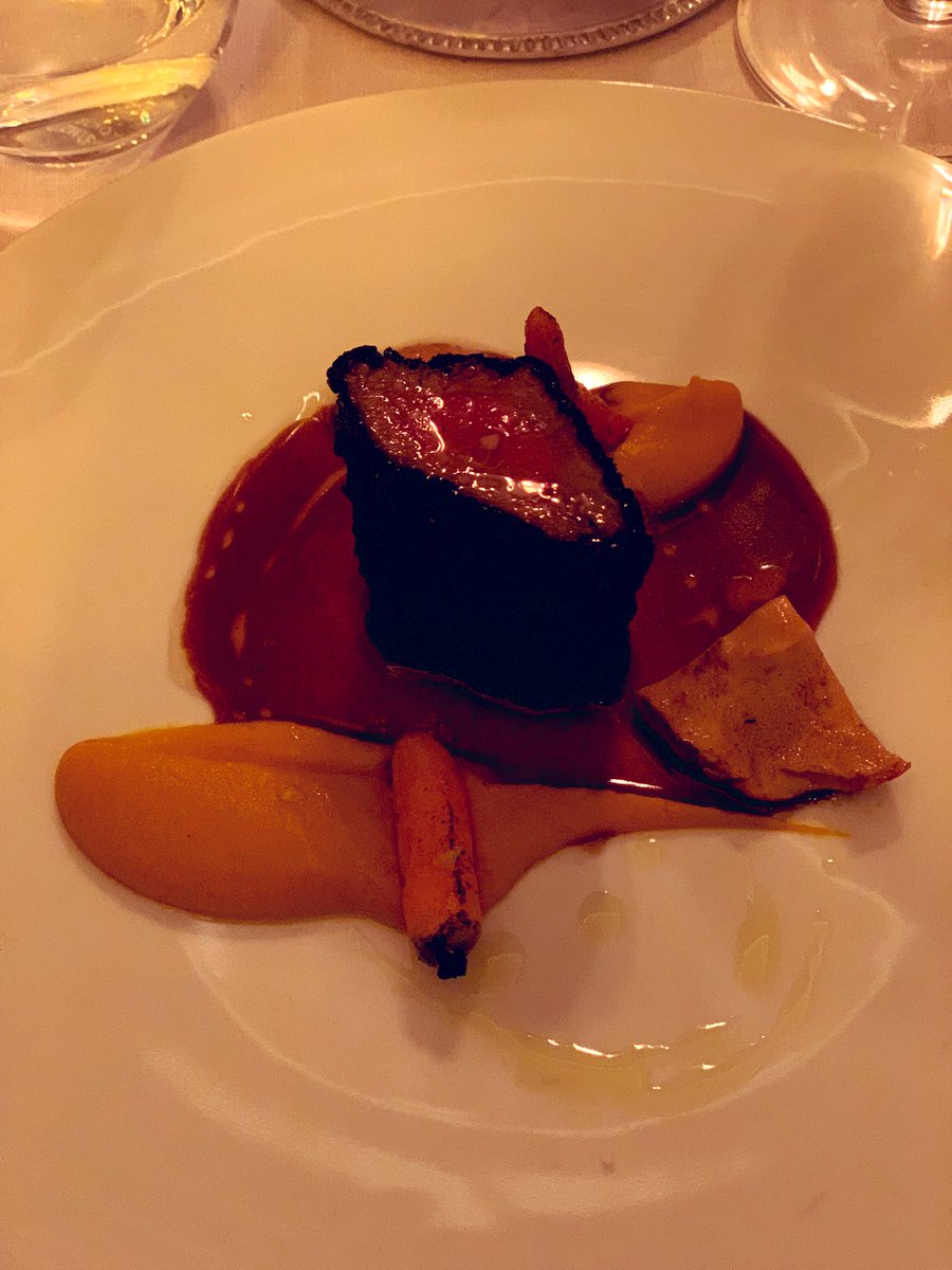 BCNFashionPress's tweet image. ✨✨Lugares mágicos para deleitar el paladar Rilke Barcelona
😋 #BarcelonaFashion #foodie #RilkeBarcelona
📸 @BCNFashionPress