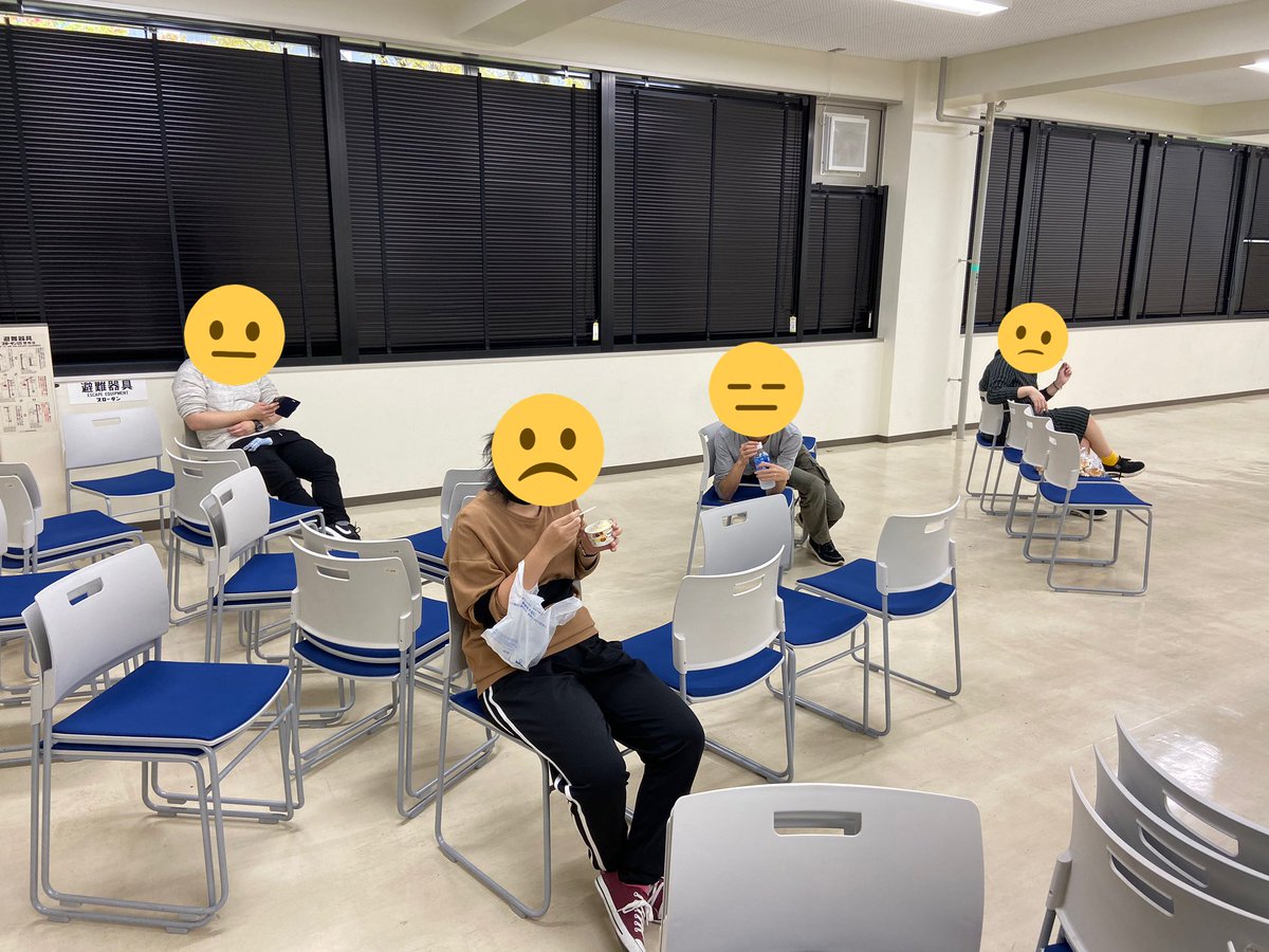 kevipper's tweet image. 寄生獣が会議してんのか？
って言ってあんまりウケなかったです