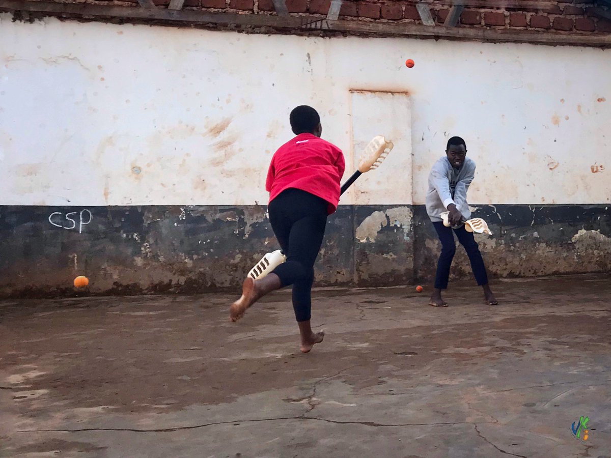 pmhildreth's tweet photo. on the Tuesday we had the final coaching session before a tournament the following day #VX #VXSport #Sport #africa
#Uganda #VXAfrica #VXUganda #newsport https://t.co/MhtHfANaWd