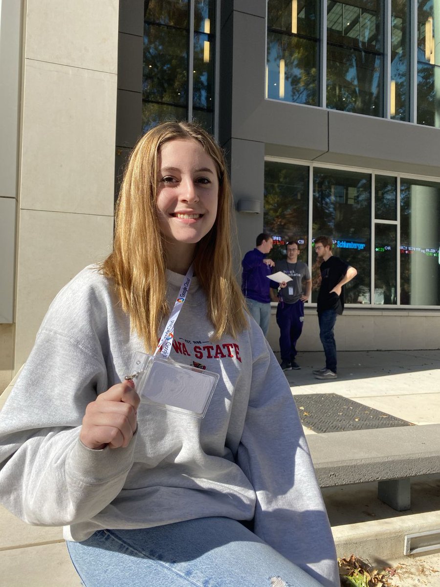 MLHacks's tweet image. Google Cloud is giving $100 of credit to get  hackers started @HackKState this weekend! @GunnoeSavannah is sporting a cool @googlecloud lanyard! #HackKState