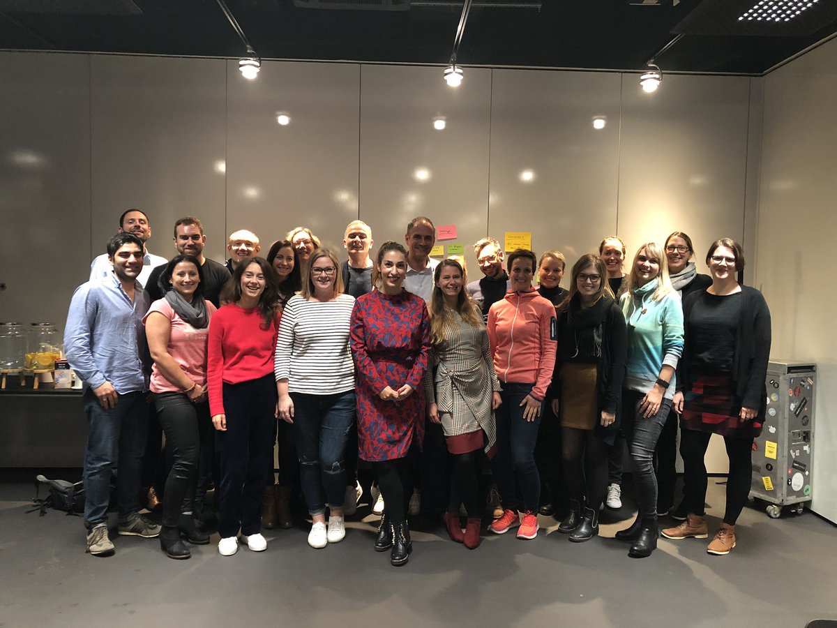 SHIFTSCHOOL tweet media