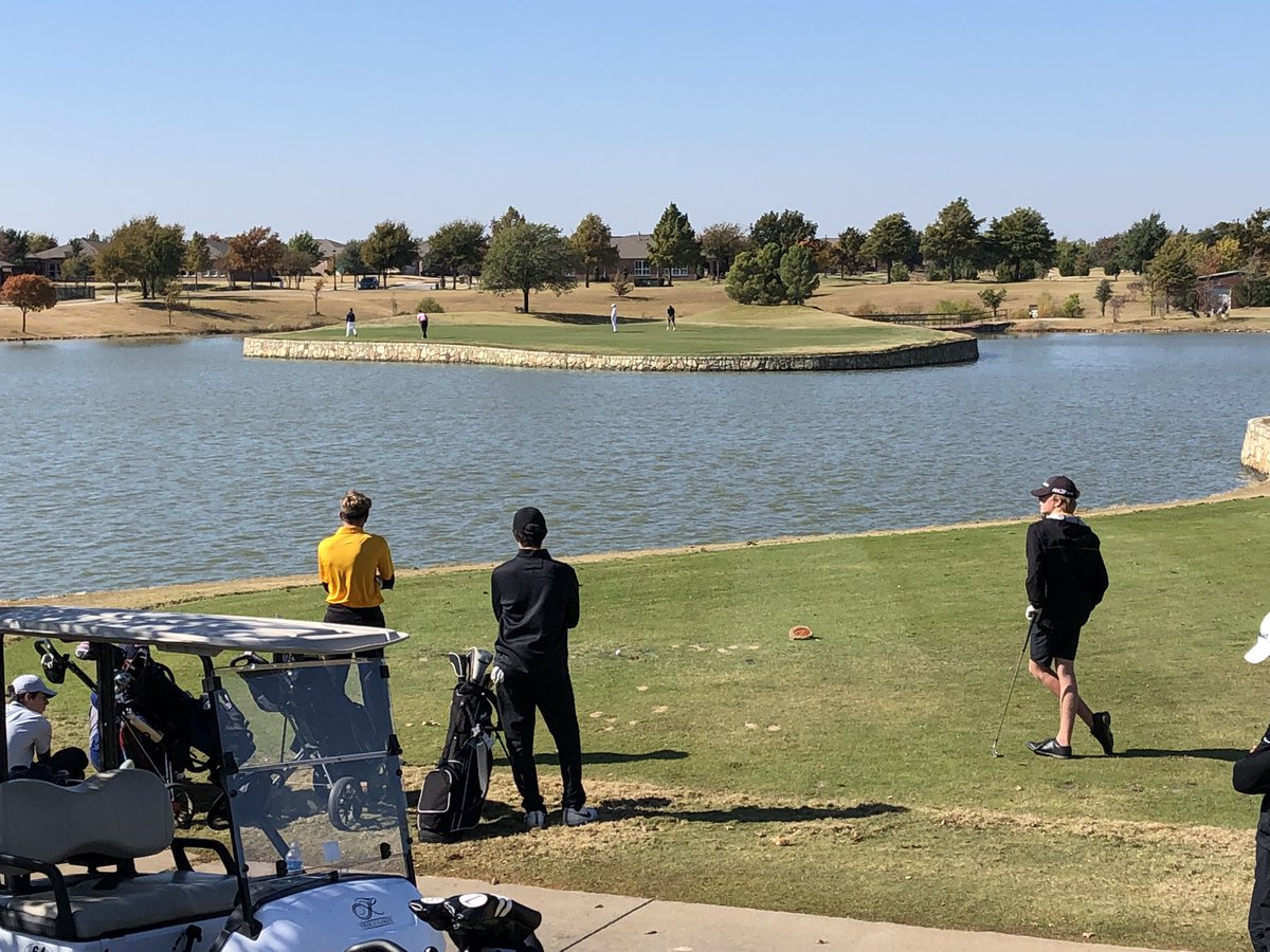 Jackson, Manny and Beau waiting for there chance to go after the green on #8
