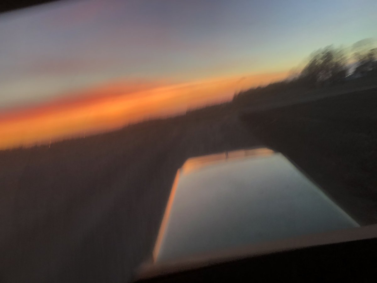 trush33's tweet image. Great evening