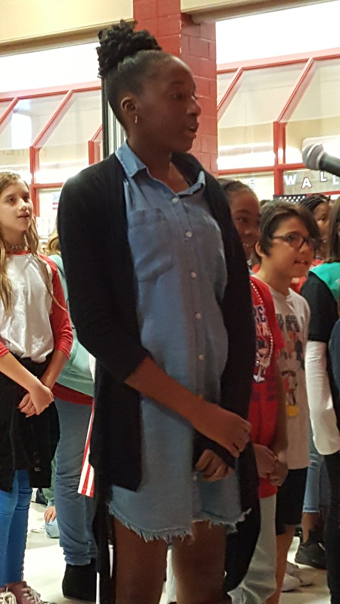 silas_irma's tweet photo. PFE Veterans Day Tribute was great, thanks to students, volunteers, and Ms. Herbert!! @pfefifth @SIP_PFE @HumbleISD_PFE https://t.co/Bfzopujlhc