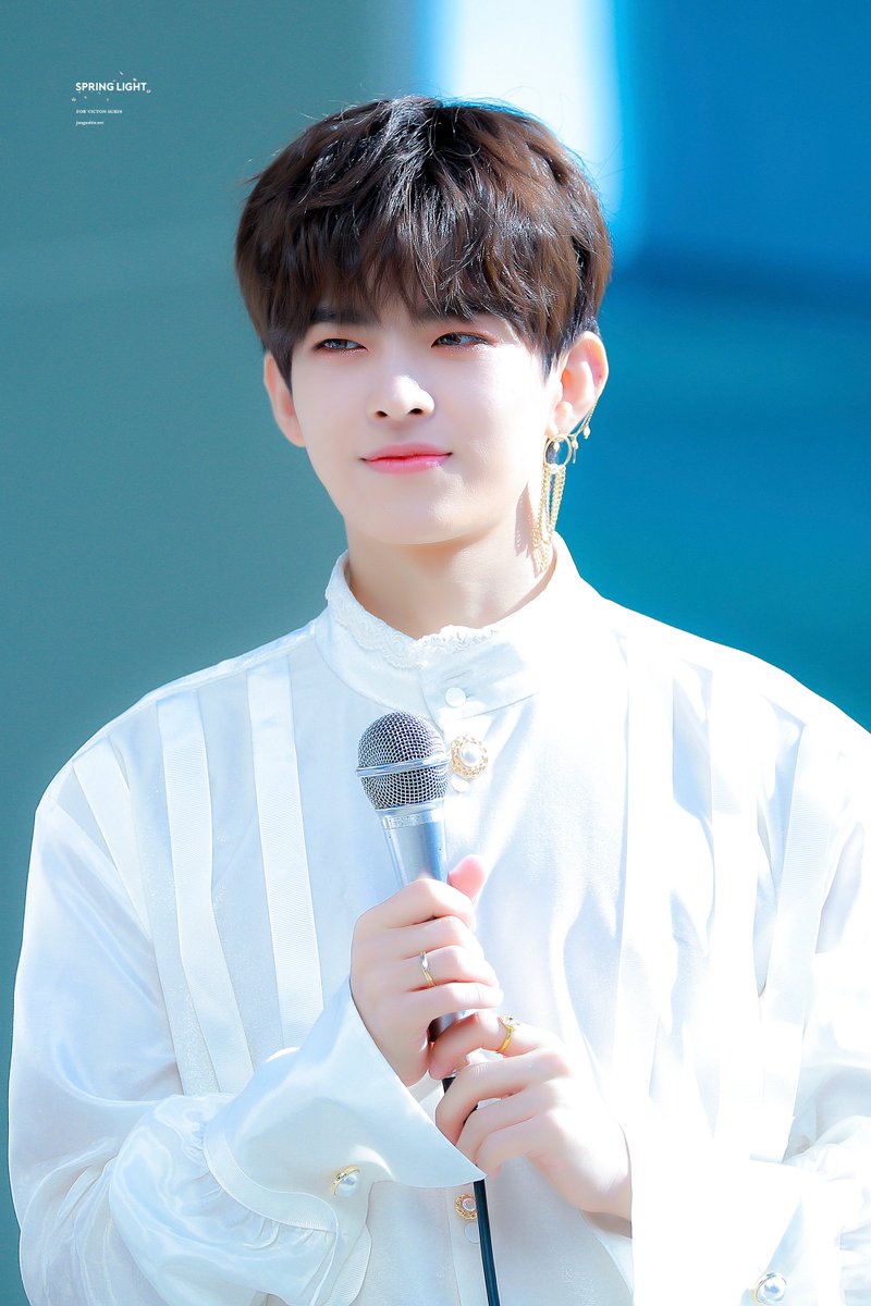 191109 음악중심 미니 팬미팅

수빈시 ><❤️

#빅톤 #VICTON #수빈 #정수빈 #나의봄그리고빛 #그리운밤 <a href="/NewWorld_VICTON/">VICTON 빅톤</a> <a href="/VICTON1109/">VICTON(빅톤)</a>