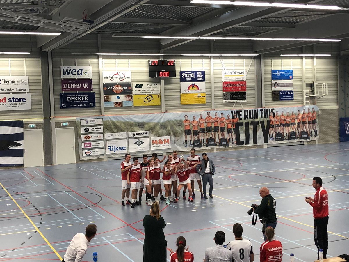 Zeeuws Korfbalspektakel. Mooie samenwerking in de vorm van een oefentoernooi met Zeeuwse clubs. Met de finale tussen de hoogst spelende clubs <a href="/kvswift/">kv Swift (M)</a> en <a href="/ArnemuidenKVTOP/">KVTOPArnemuiden</a> #Zeeland