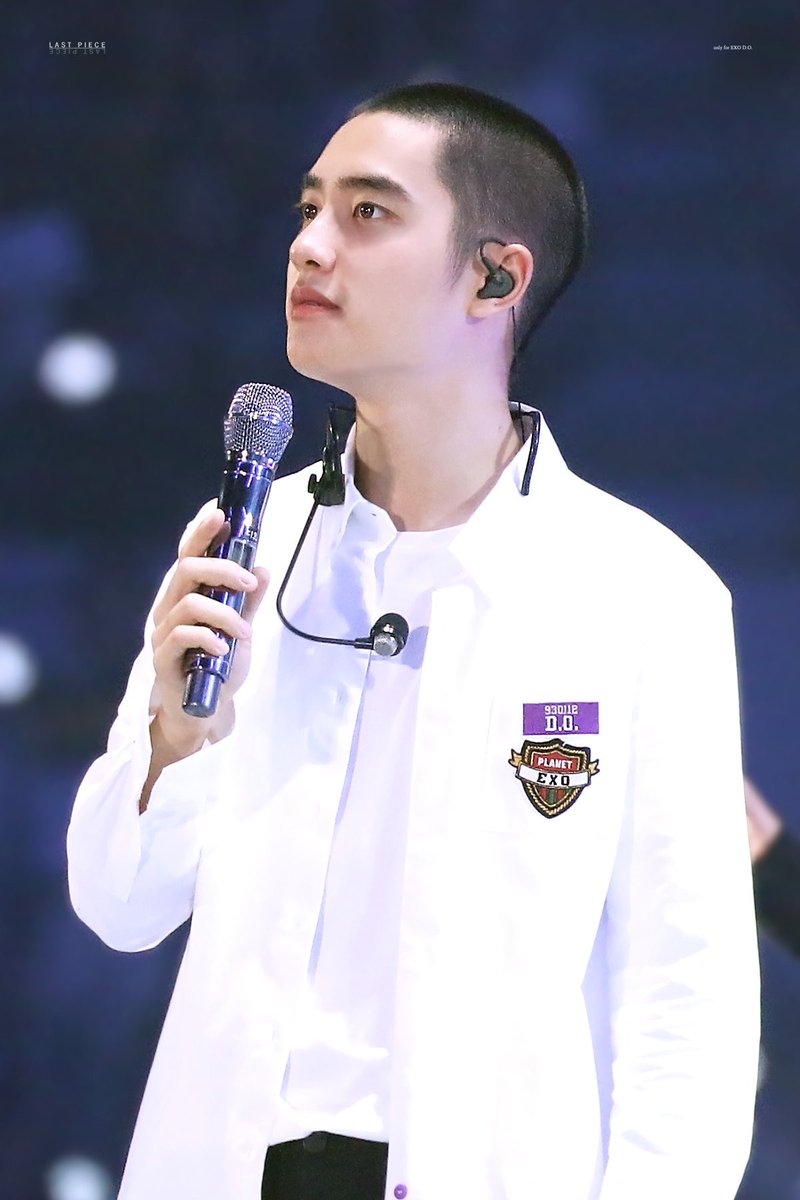 *•.¸♡ 𝐃-𝟒𝟒𝟑 ♡¸.•*I want to squish him   #도경수  #디오  @weareoneEXO