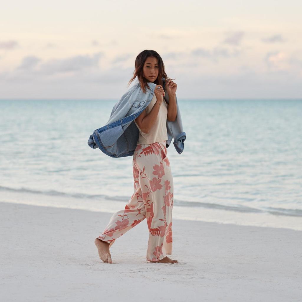 ROXY on X: Magic hour with @keliamoniz in the Midnight Avenue