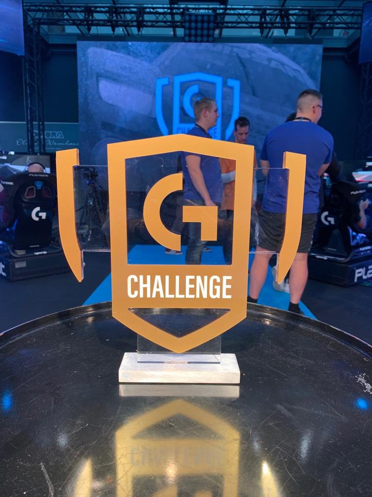 MCLF1SimRacing's tweet photo. It's the @LogitechG challenge European finals tonight in Cologne, with one more finalist set to seal their place at the #McLarenShadow finals. 🎮 🏁

@LandoNorris is here to lend his support too! https://t.co/2mepkK6Ame