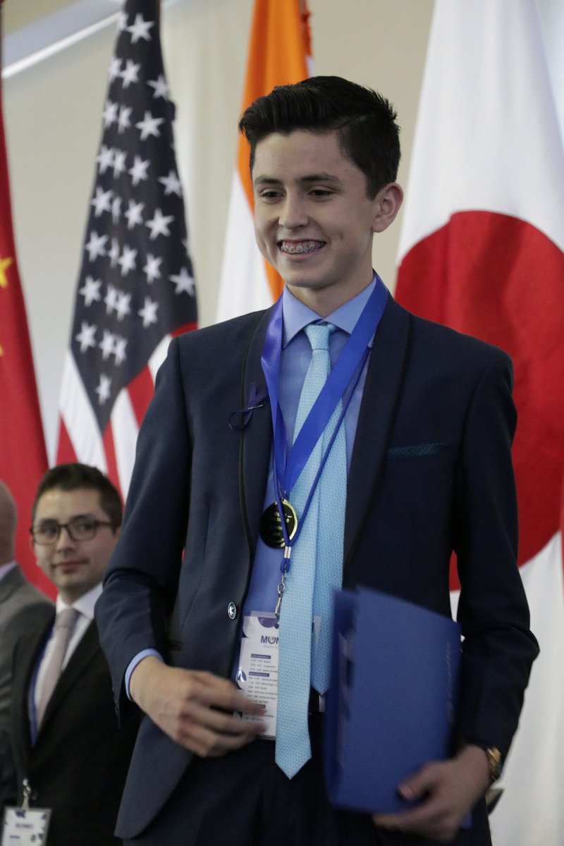 prepatecsta's tweet photo. Damos por finalizada esta edición de #MUNMX en #TecSantaAnita con estas premiaciones a los mejores delegados de cada Mesa. ¡Felicidades a todos, Borregos! 🌎 https://t.co/WTYu8bReC9
