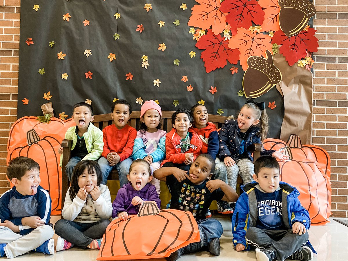 msgossettprek's tweet image. Our little Pumpkin Patch is full of the cutest Pre-K kiddos! #iteachprek #sillyfaces #happyclassrooms #prek
