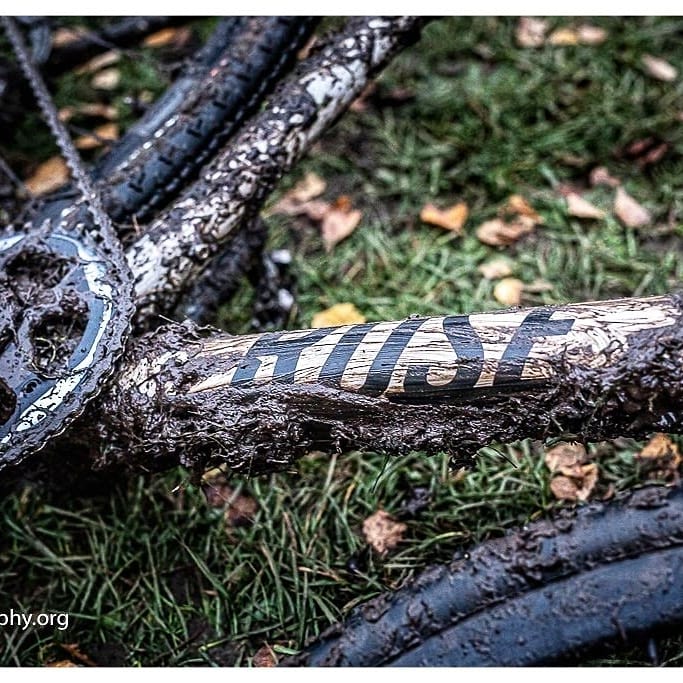 Anyone else have some serious cleaning to do? A bit of cyclocross this weekend on a Backroad Force 1x11 #rosebikes 📸 gmcphotography.org