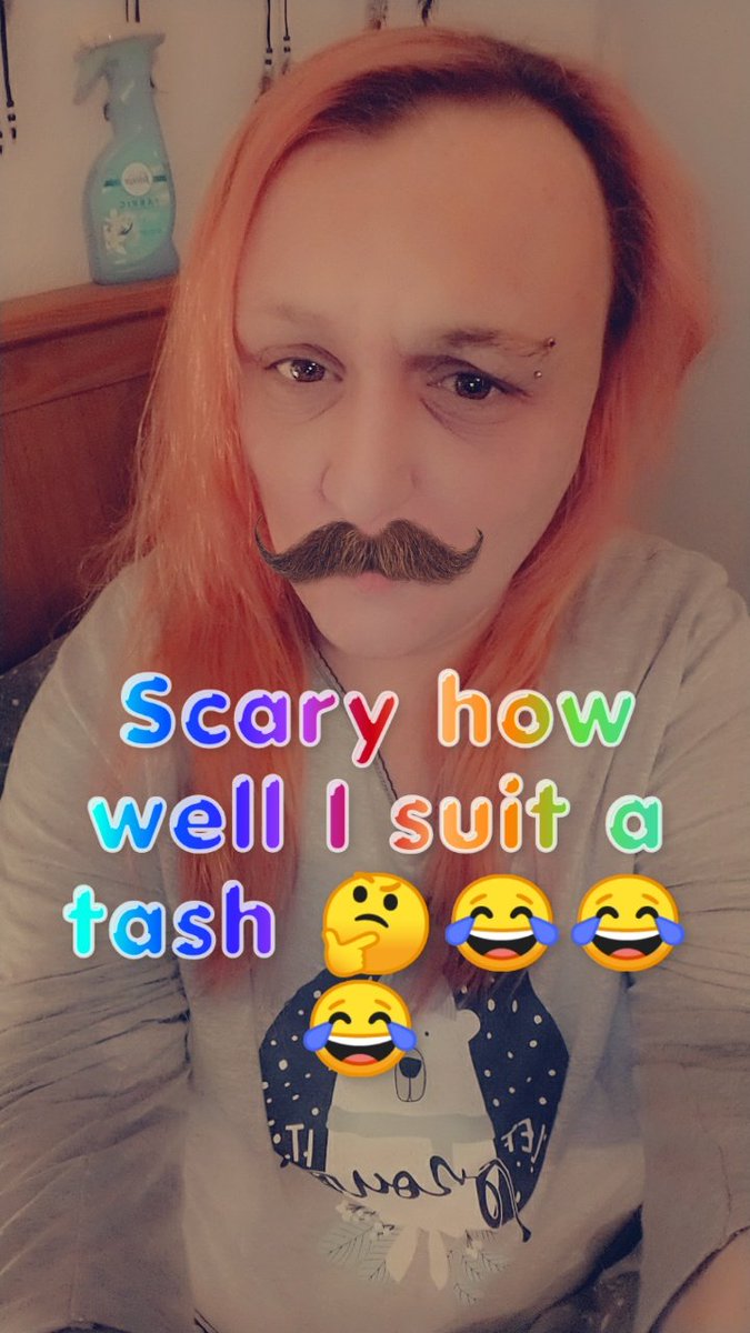 ScottishLass94x's tweet photo. 🤔😂😂😂 #snapchat #filter #winterPJs https://t.co/NsFbNmiJS3