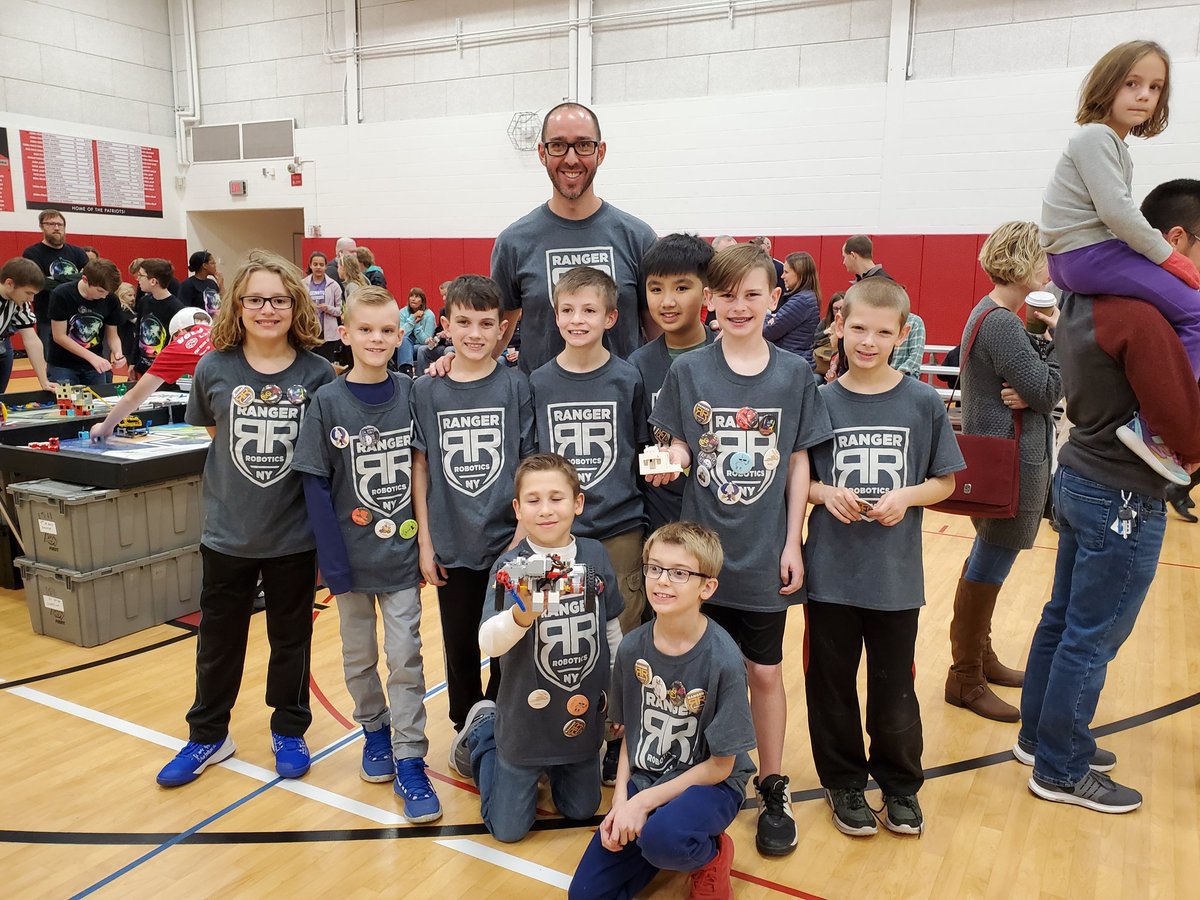 Mr_Thering's tweet photo. @cvscsd representing @SpencerportCSD during Penfield FLL Tournament. 7th place for the missions. Great job team! https://t.co/SPDBIiu0qI