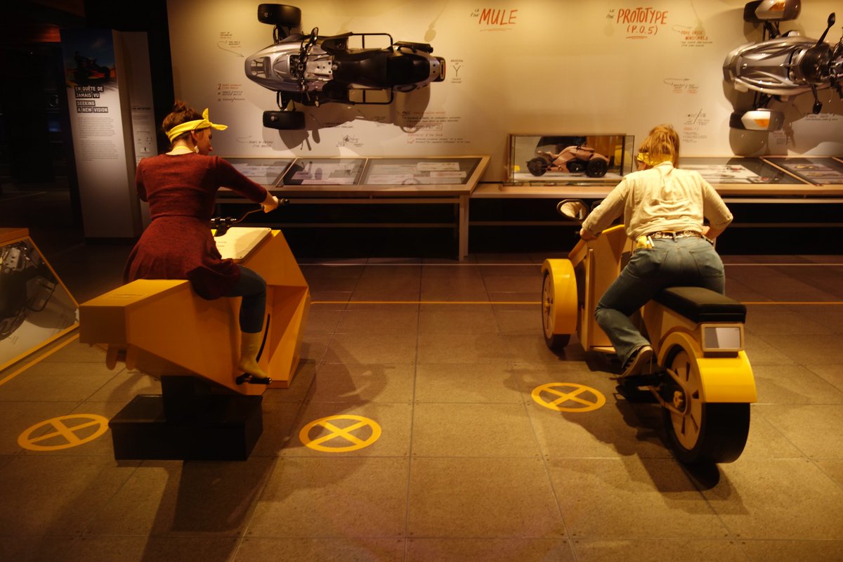 Les <a href="/museomix/">museomix</a> on lancé un défi #fesstagram. Nous en tout cas on a des moto-neiges confortables pour nos popotins! ;)

#museomixqc2019 #museebombardier #BRP