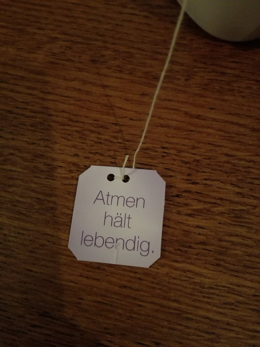 Pixtopiane's tweet image. Danke für deine weisen Ratschläge lieber Tee!