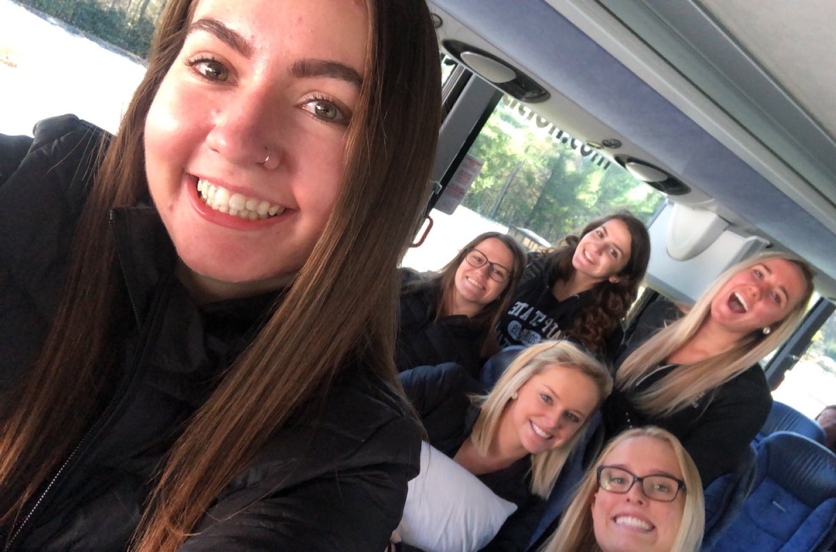 Don’t get too cocky, Columbia, the mountaineers are coming for ya ;) So excited that we were able to travel down to USC for the game tonight! Roll Neers! 😛🐔