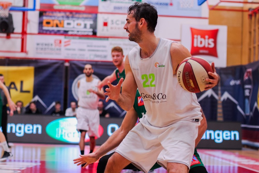 Basket Flames tweet media