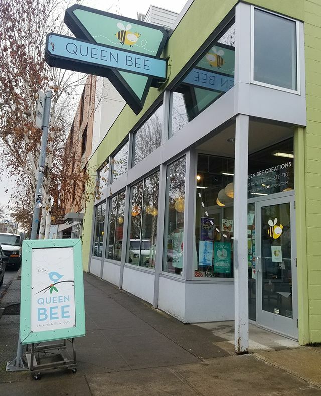 We have updated the hours for our storefront in Portland, OR! 🐝 🛍️⁠
Mon: 10AM - 6PM, Tue - Wed: CLOSED, Thu - Sat: 10AM- 6PM, Sun: 11AM - 5PM⁠ ift.tt/34IUTdl