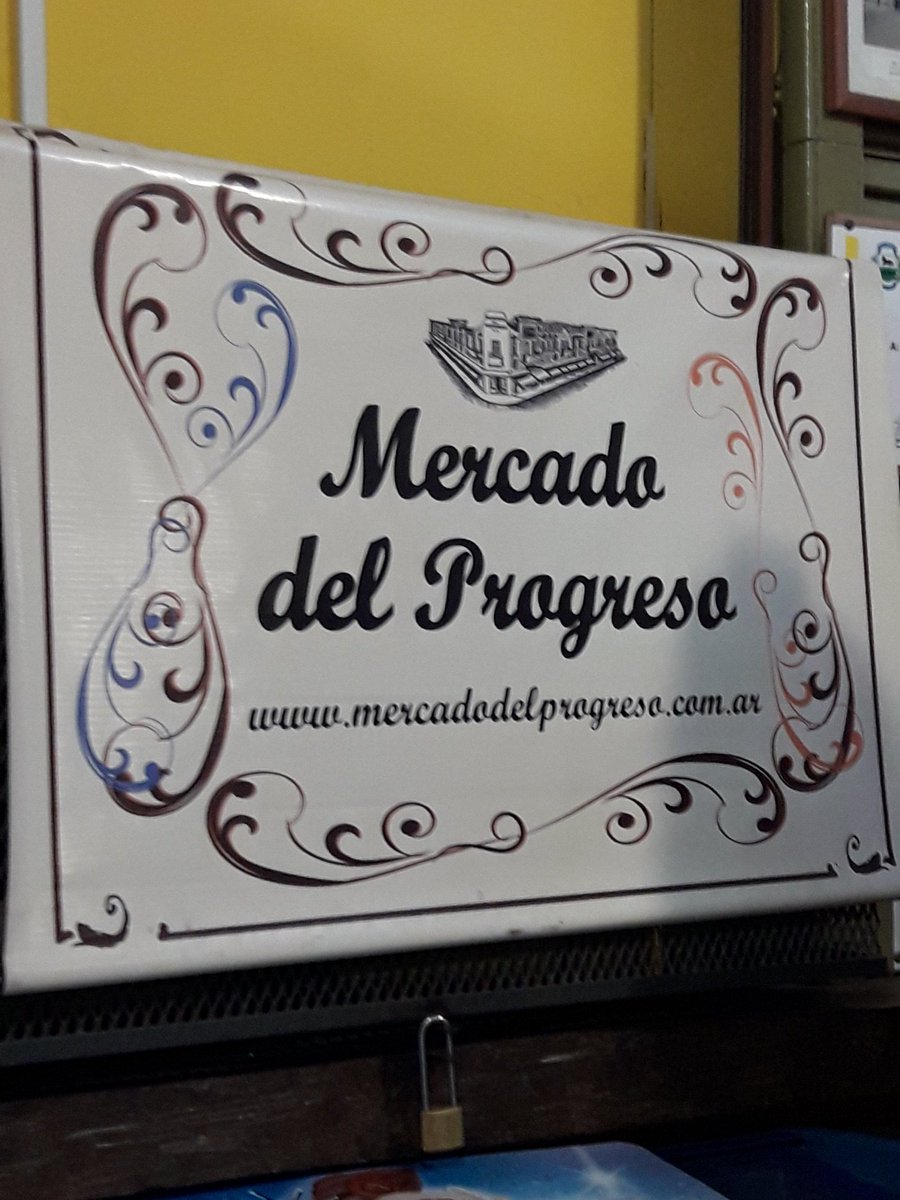 AliciaBesada's tweet photo. Un Cumpleaños con todo en #Caballito 🐎 130 jóvenes años del #MERCADODELPROGRESO @rotarycaballito PRESENTE !! FELICIDADES A COMERCIANTES Y AMIGOS ❤ @danielmattioli @pedacericardo https://t.co/WLIf8OrU0W