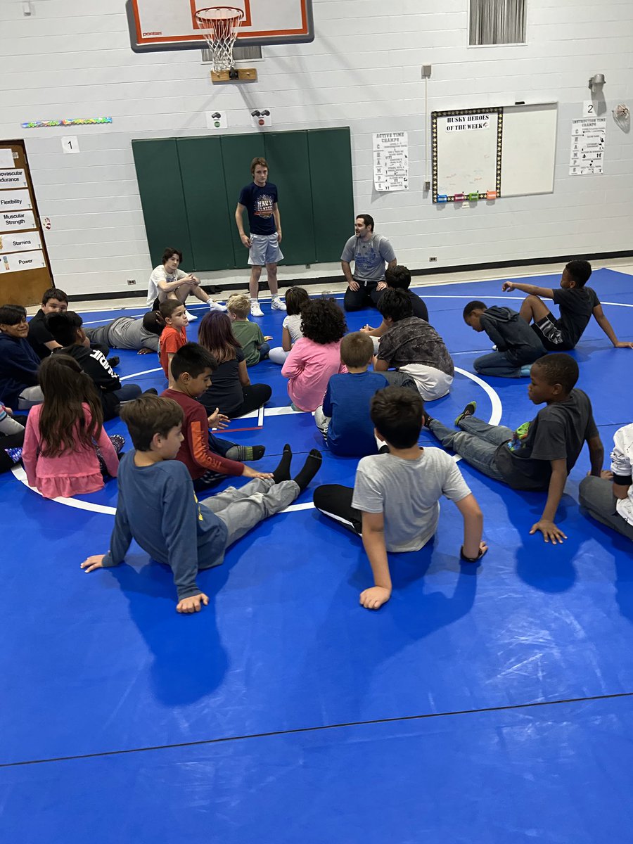 JJHwrestling's tweet image. The Jefferson Wrestling team clinics introduced wrestling to over 115 K-6 students. Hopefully we see many of these students join the JJH team and DGWC!
#programbuilding #D68wrestles