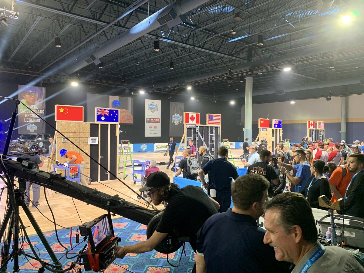 MeghanJuday's tweet photo. Our first ever international competition has started! The energy is electric! #idealnationals #electricians #electriciansbecomelegends #idealnationals2019 #electricianschampion https://t.co/RwWUvhFnPH