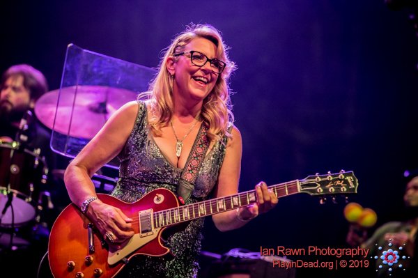 Happy birthday Susan Tedeschi (  