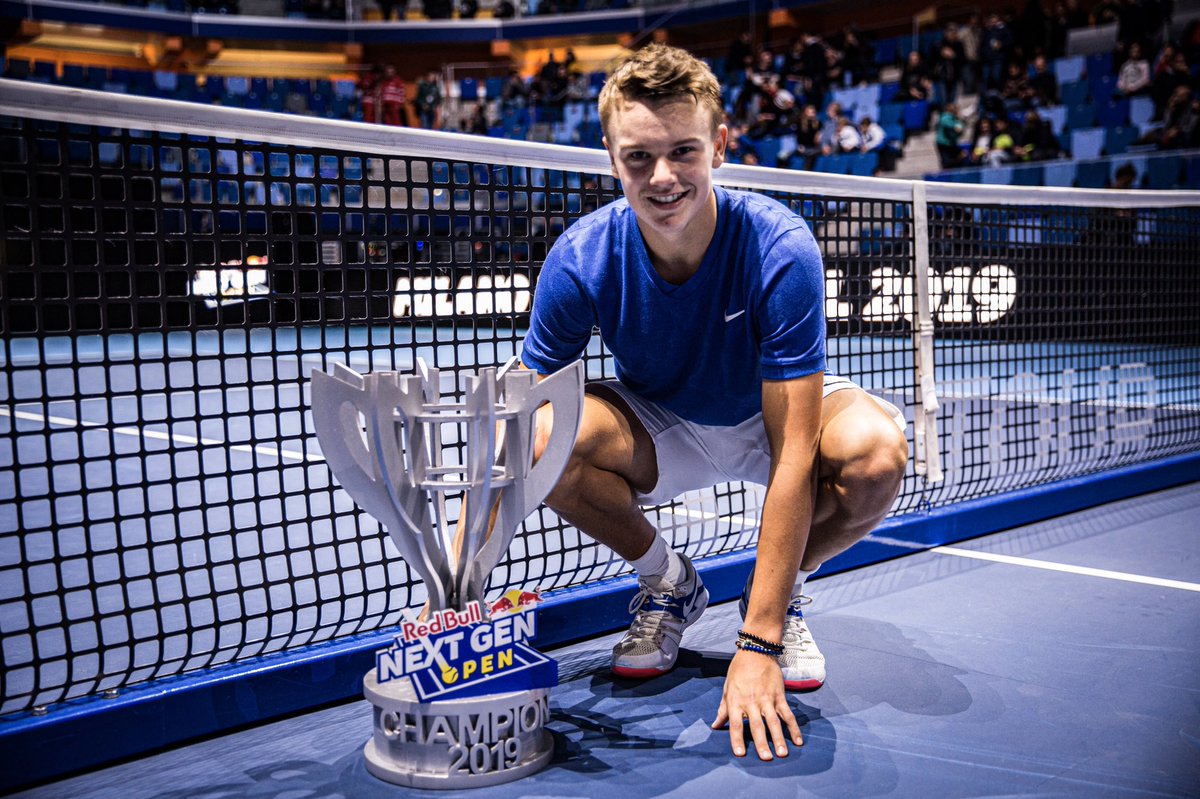 amplitude Laboratorium indkomst Mouratoglou Tennis Academy on Twitter: "𝐑 𝐔 𝐍 𝐄 A L 🏆 Junior world  No.1 Holger Rune clinches the title at the Red Bull Next Gen Open in Milan!  🙌 https://t.co/yr2g4lKHUC" /