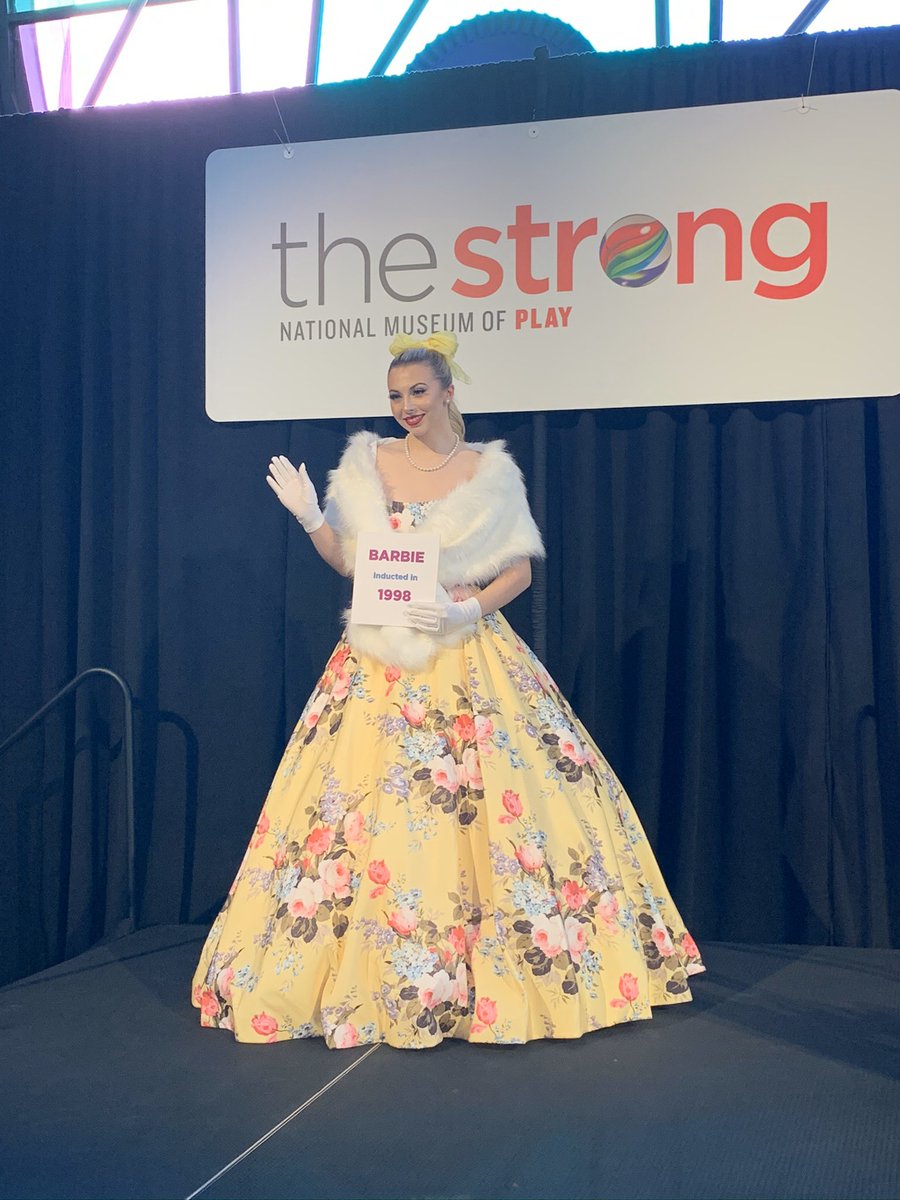 PPolchowski's tweet photo. Looking for something fun to do tomorrow? Head to Strong National Museum of Play for Hall of Fame weekend!! Show is at 1:00 to see toys come to life...just like my Barbie! #mtfmodels https://t.co/Z5TioHFFDB