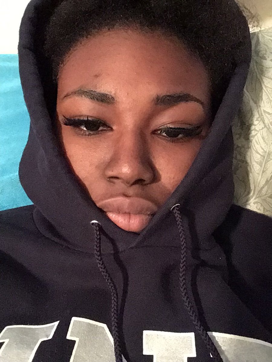 lethalinjecta's tweet photo. not really new to nsfw, but i want moots!

- ♡ pet name’s(Babydoll, Princess) omiah 
- all pronouns accepted (non-binary/androgynous) 
- 16
- switch (but mainly a little) 
- bisexual/ homoromantic 
-POC🍫
-don’t care about how old you are
-QUEER!!!

⟳ to be mutuals ♡ for a dm https://t.co/ZvfPRjDm29