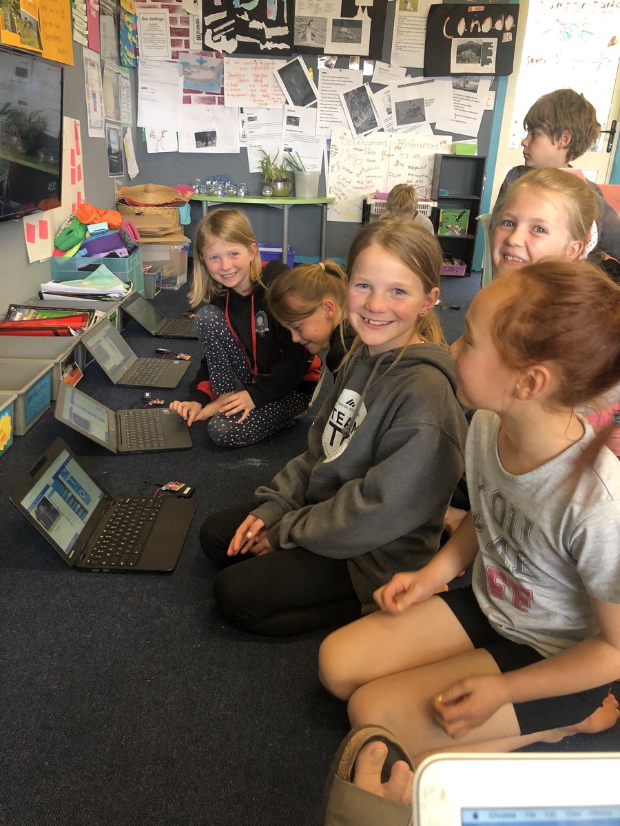 kbodge's tweet photo. Hey @Astro_Christina we are learning to code in Python and saw you are on the space station! Hello from Hawea flat in New Zealand! @CodeClubNZ https://t.co/dtAudbCqpn