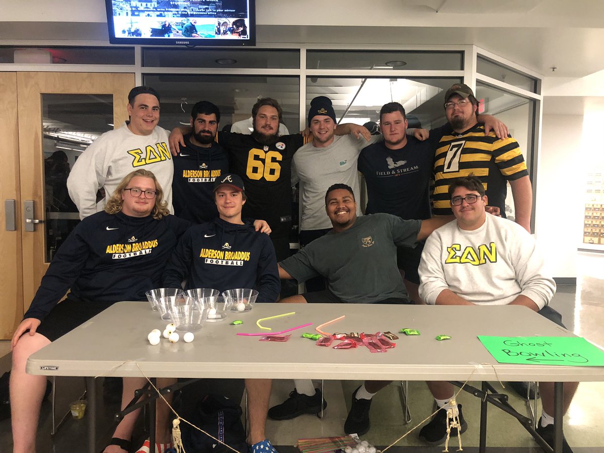 ab_greek's tweet photo. Shoutout to @ABStudentAffair for inviting us to help at Boo Crew tonight! We had a great time giving back and seeing so many kids from our community have fun 🎃👻 @ABU_ETHE @LambdaSigma_Phi @Sigma_Delta_Nu @zho_pumas https://t.co/MgHi0OCqks