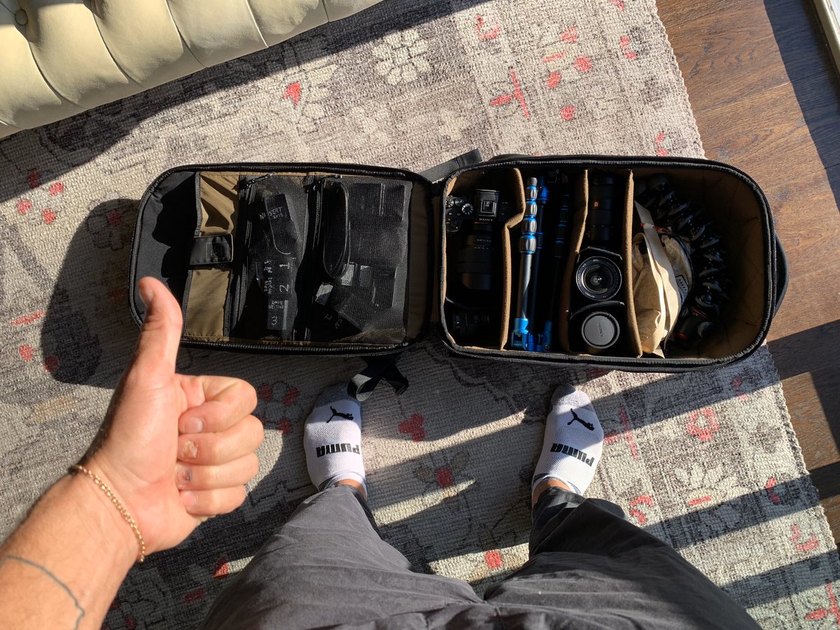 Casey's tweet photo. The @petermckinnon camera bag is the best camera bag.  CONFIRMED 👍 https://t.co/xtYwrqoJBC https://t.co/MTyxh4WS6m