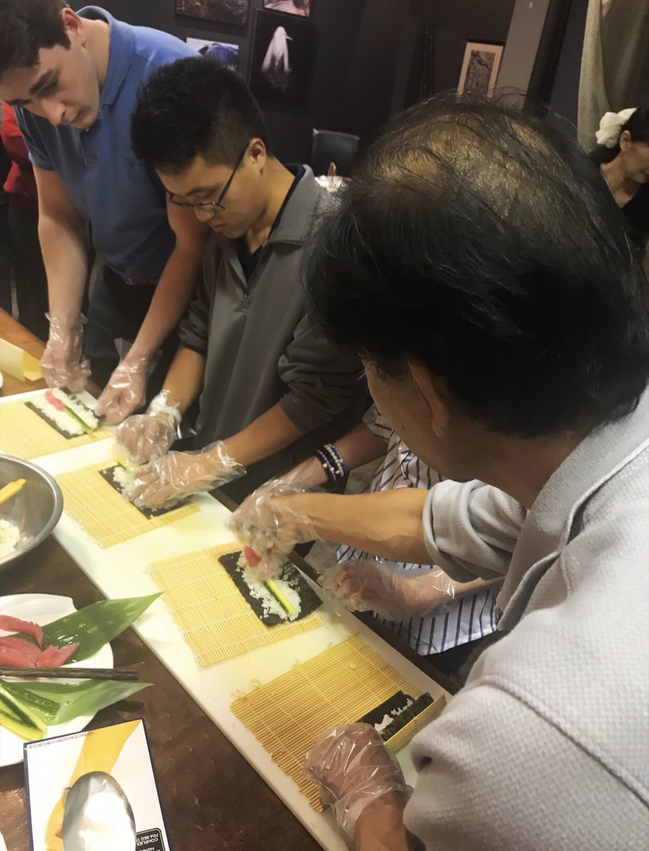 Alex_LRU's tweet image. The Lineberger Fellows, a professional development group at LR, had the opportunity to experience the Japanese culture tonight. Umi gave the Fellows a wonderful night full of Japanese traditions and customs along with the opportunity to try on traditional kimonos and make sushi.