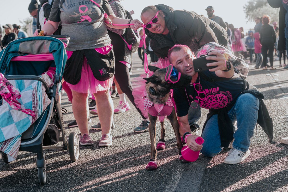 redrockcasino's tweet photo. An amazing turnout it was and a huge thank you to everyone who came out for the walk! 

Pink never looked so good. #makingstrideslv #projectpink #BreastCancerAwareness #BreastCancerAwarenessMonth https://t.co/cs6dVZKucS