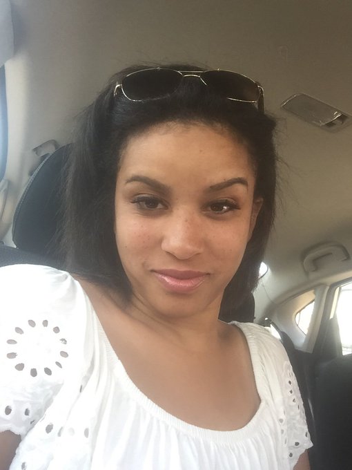 Haven&rsquo;t been on in a while... posting pics so you don&rsquo;t forget how sexy I am lol https://t.co/AWxI9u